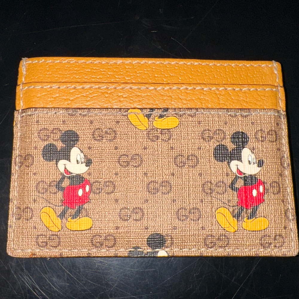 Gucci x Disney Mickey Mouse Brown Leather Card Sleeve - Picture 2 of 4